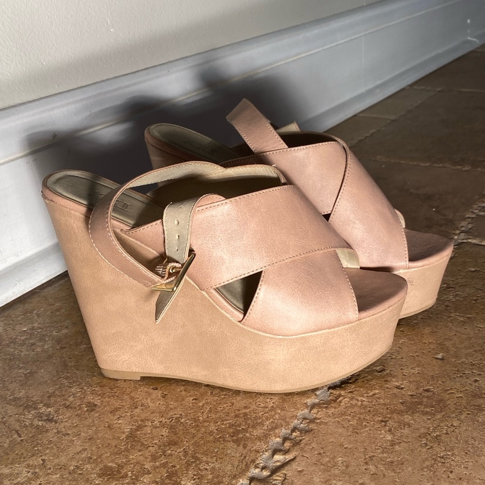Tan wedges